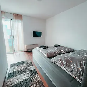 Shopping Center 3 Apartment