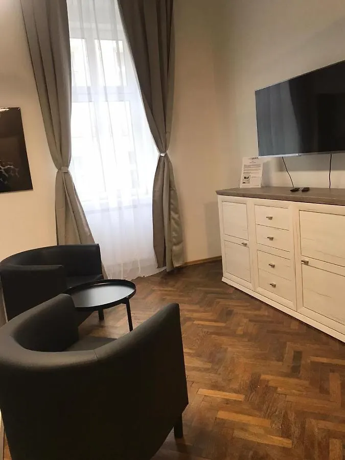 Apartments Near Schoenbrunn Wien