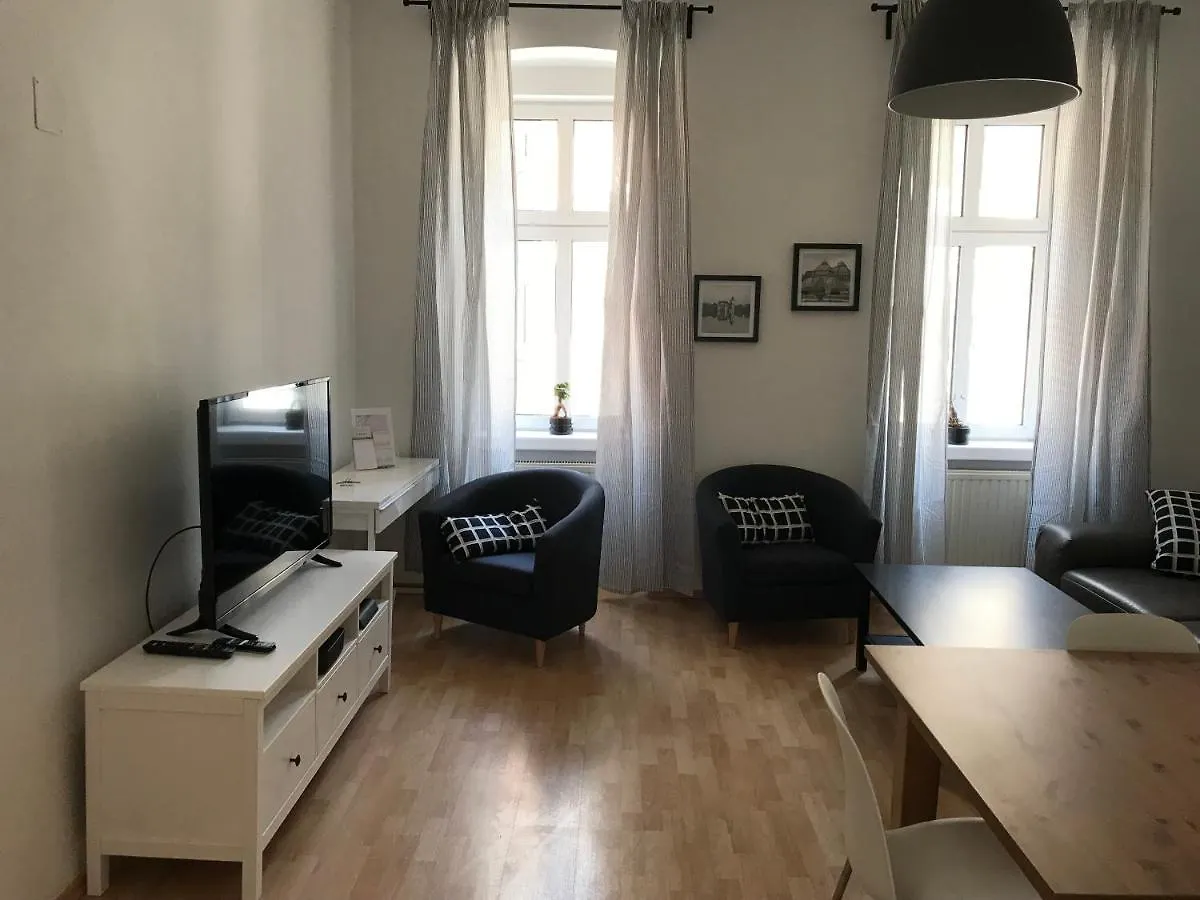 Apartments Near Schoenbrunn Wien