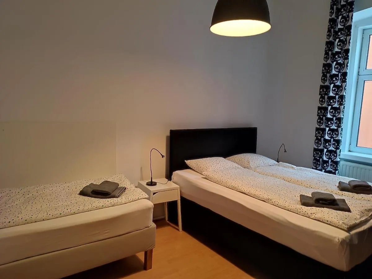 Apartments Near Schoenbrunn Wien
