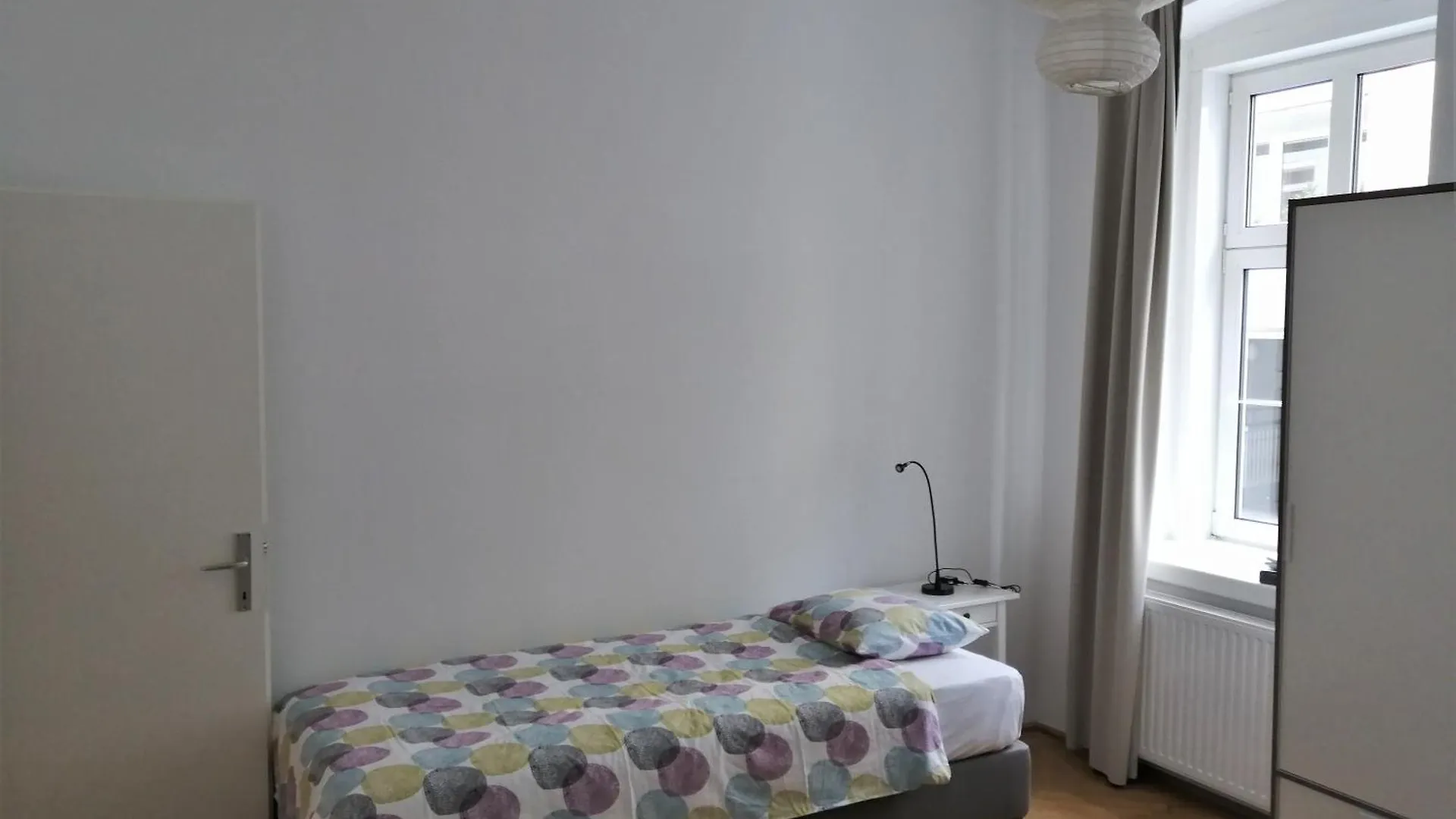 Apartments Near Schoenbrunn Wien