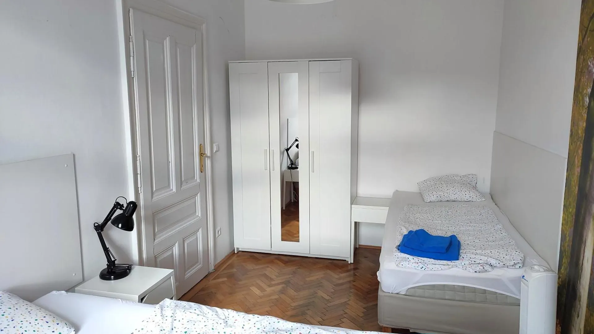Apartments Near Schoenbrunn Wien