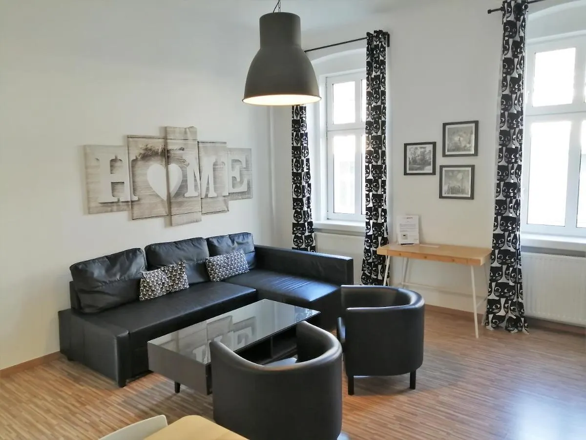 Apartments Near Schoenbrunn Vienna 0*,