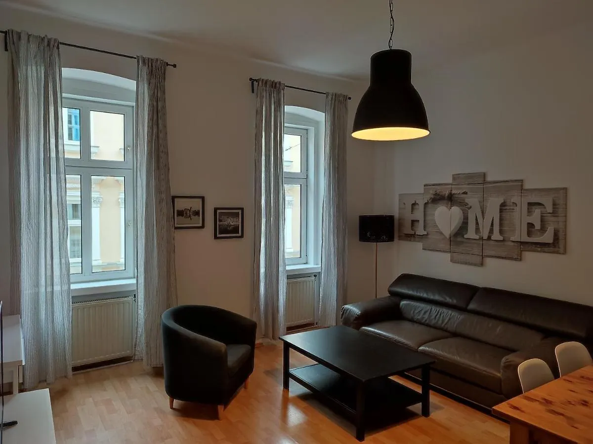 Apartments Near Schoenbrunn Vienna 0*,