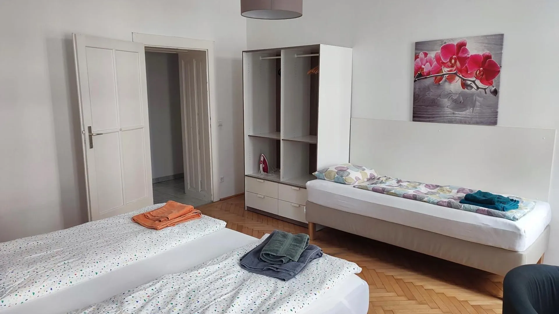 Apartments Near Schoenbrunn Vienna 0*,  Austria