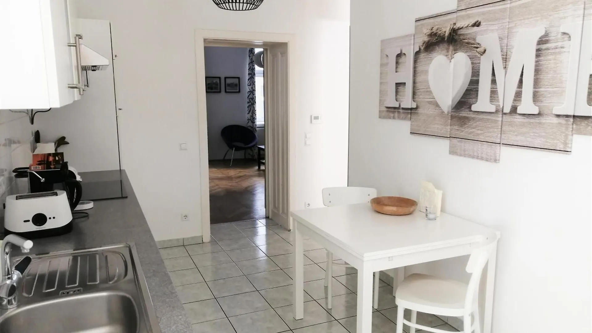 Apartments Near Schoenbrunn Vienna 0*,